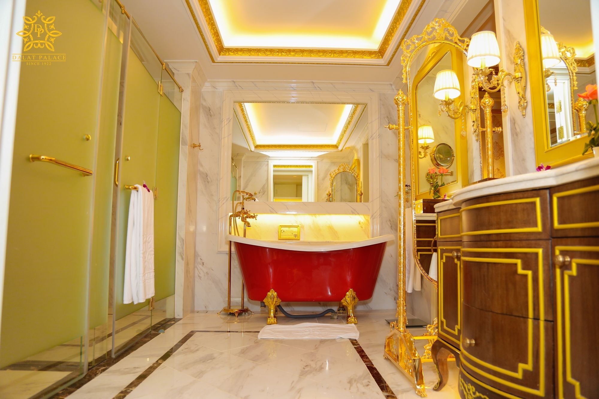 Dalat Palace Heritage Hotel Buitenkant foto